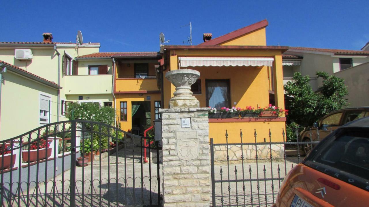 Apartmani Petunia Fažana Dış mekan fotoğraf