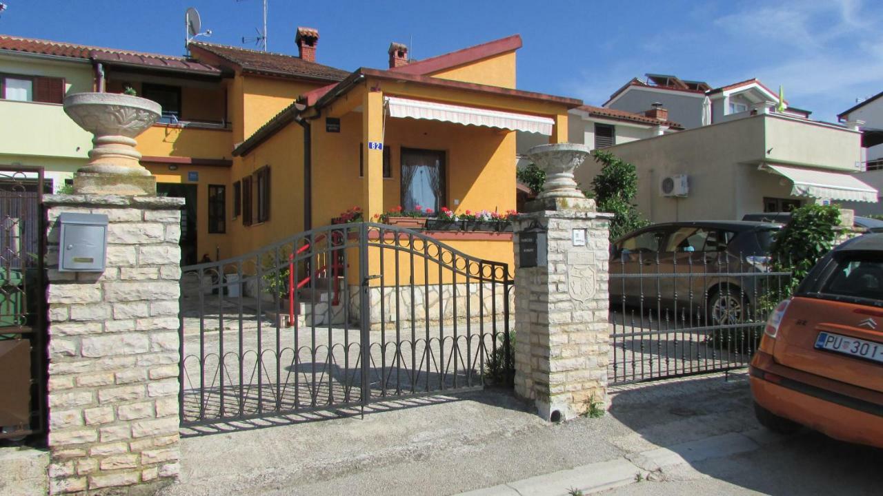Apartmani Petunia Fažana Dış mekan fotoğraf